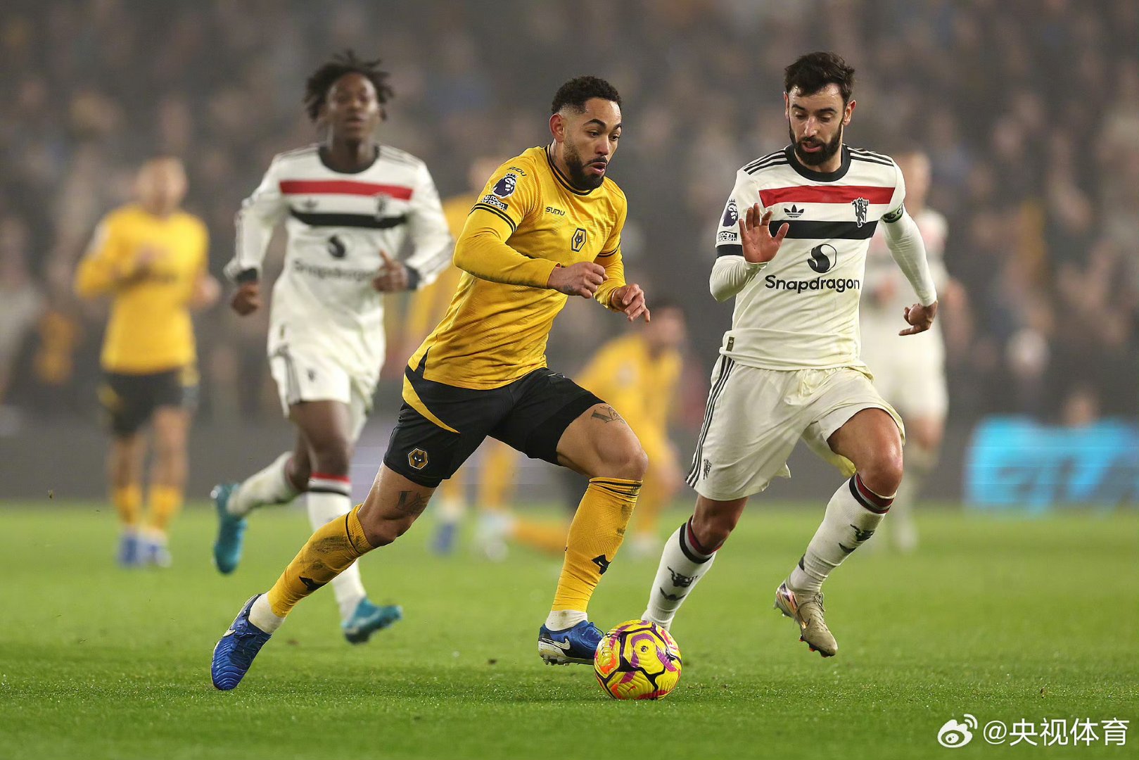 曼联横扫智利，阿什拉夫统治全场