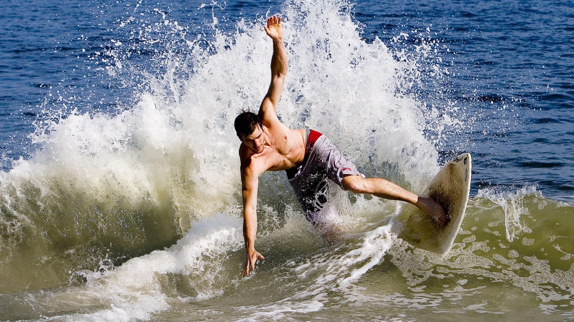 东决关键战焦点战，广厦队打穿步行者，战术革新铸就传奇